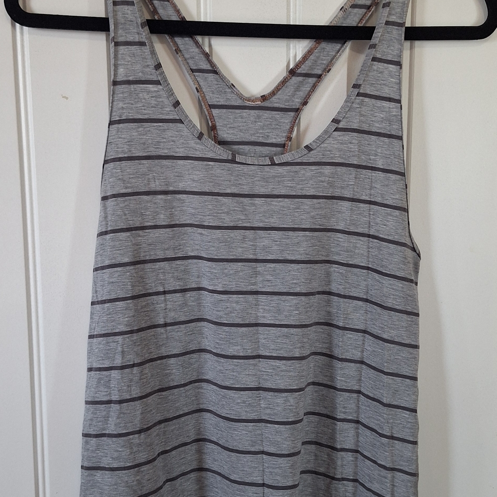 Lululemon 105F Singlet Gray Stripe Racerback Tank | Sz 4–6 Small